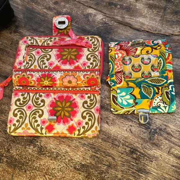 Set of 2 Vera Bradley wallets / bag - Picture 4 of 10